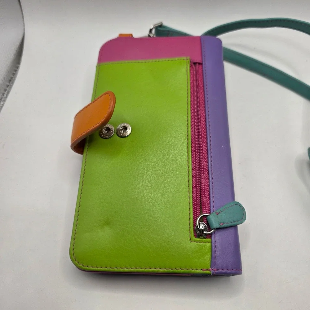 ili New York Leather Crossbody Cell Phone Wallet RFID Blocking Festival Y2K